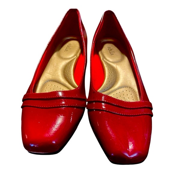 Abella Red Patent Leather Flats Size 9 | Chic Comfort | Comfort Cushioned Insole - Picture 1 of 10